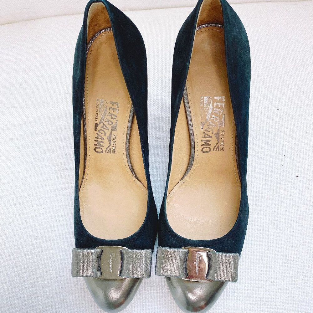 Salvatore Ferragamo Carla pumps size 8.5